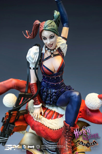 Harley Quinn (Arkham Asylum): Limited Edition Statue