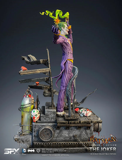 The Joker (Arkham Asylum): Limited Edition Statue